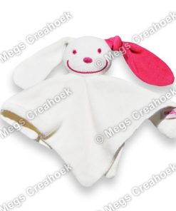 Tutpoppetje fuchsia gekleurd oor